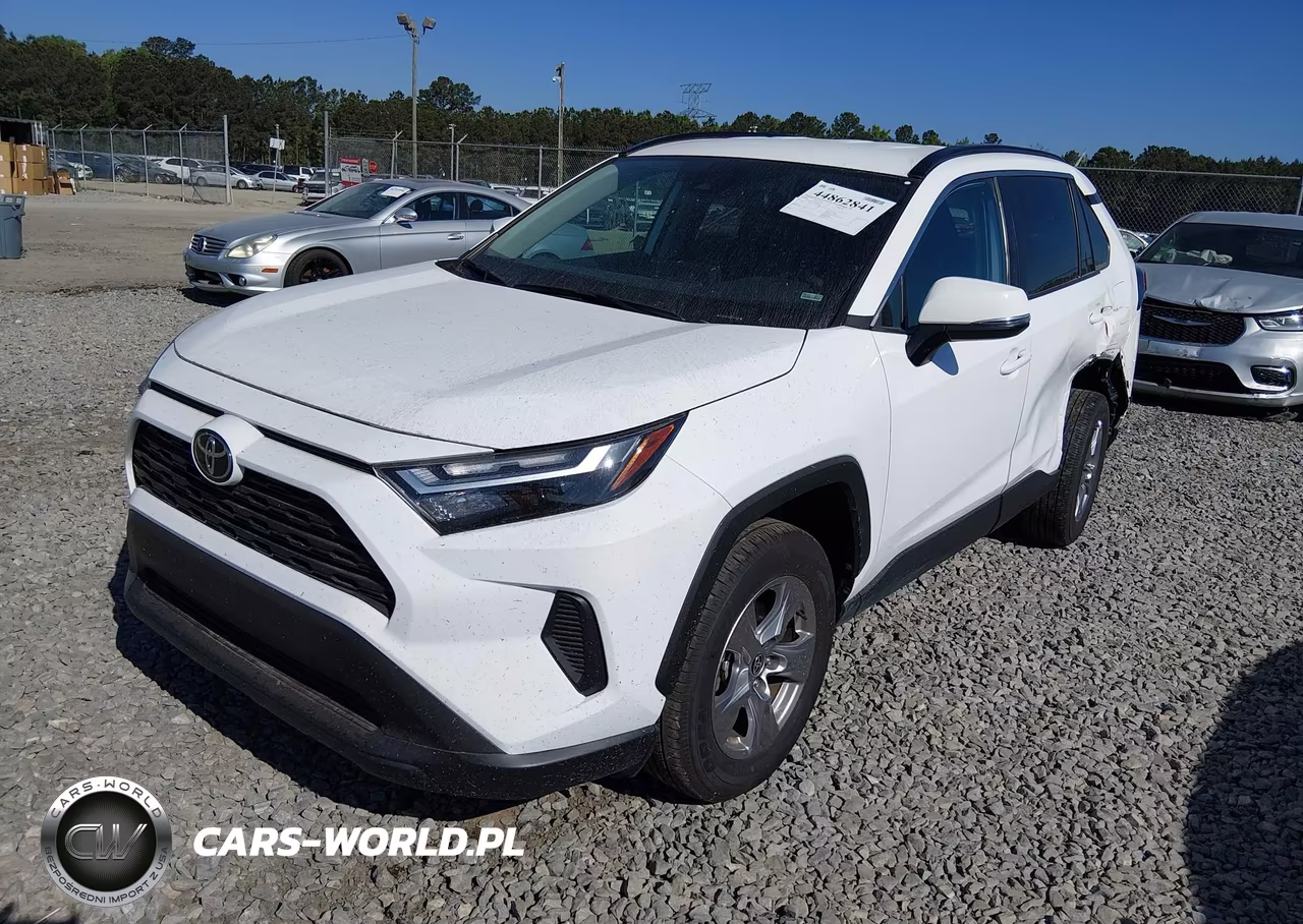2025 Toyota Rav4 Xle VIN:2T3W1RFV8SC327051 - 2