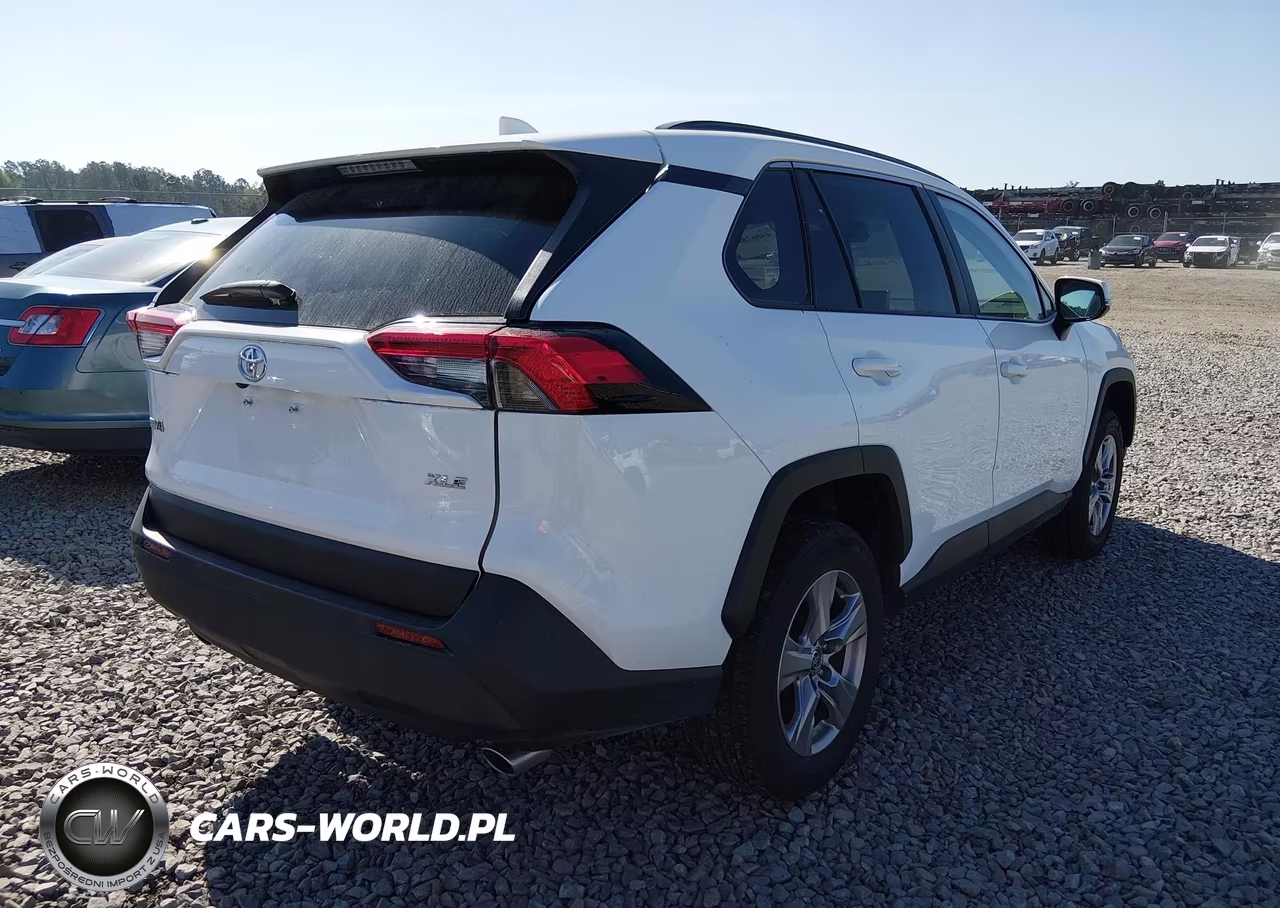 2025 Toyota Rav4 Xle VIN:2T3W1RFV8SC327051 - 4