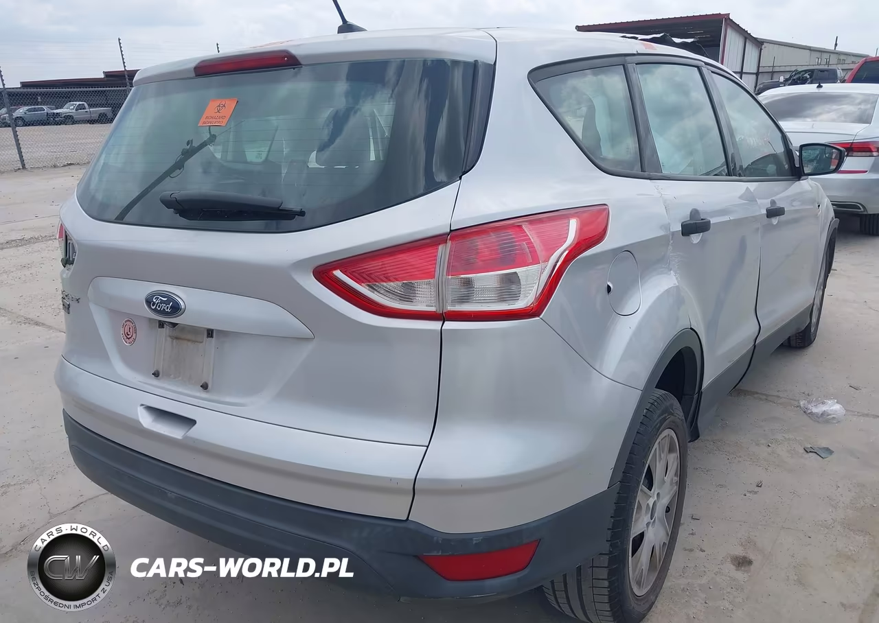 2015 Ford Escape S VIN:1FMCU0F7XFUA77834 - 4