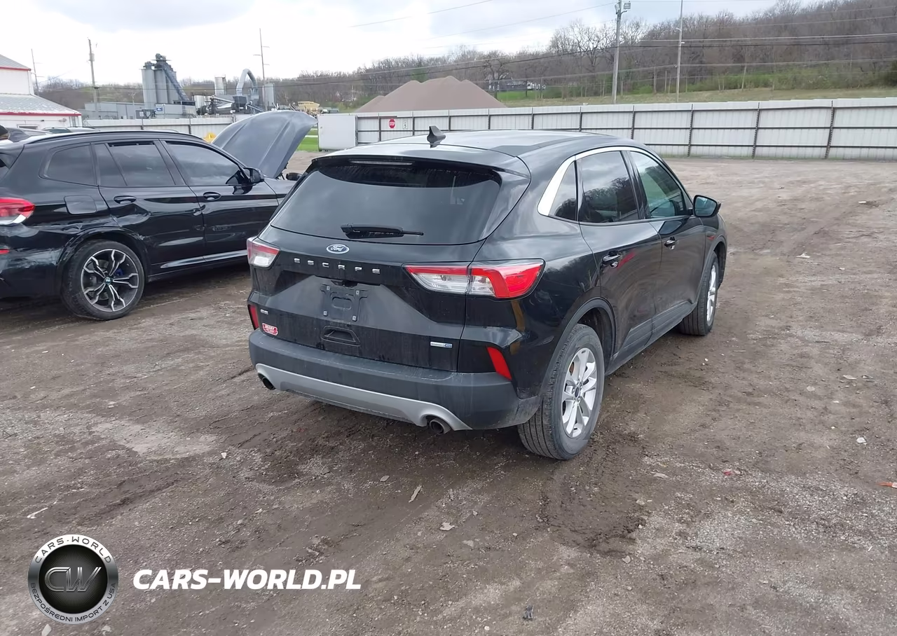 2020 Ford Escape Se VIN:1FMCU9G64LUC05605 - 4