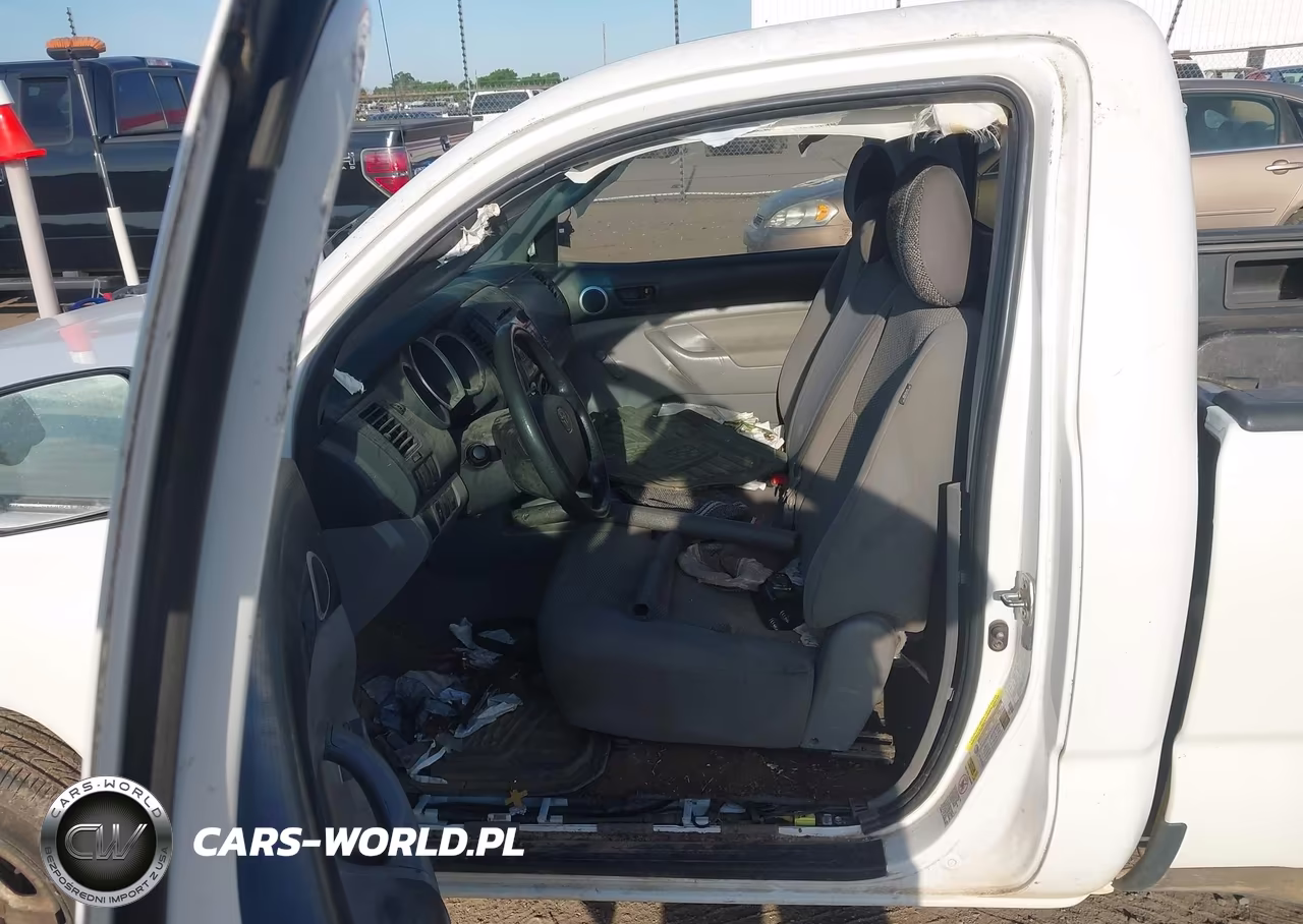 2010 Toyota Tacoma VIN:5TENX4CN4AZ738112 - 12