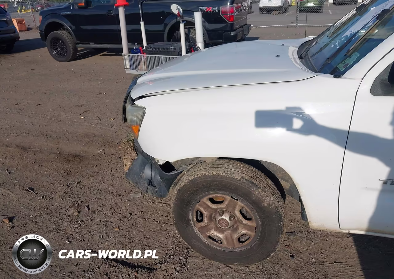 2010 Toyota Tacoma VIN:5TENX4CN4AZ738112 - 13