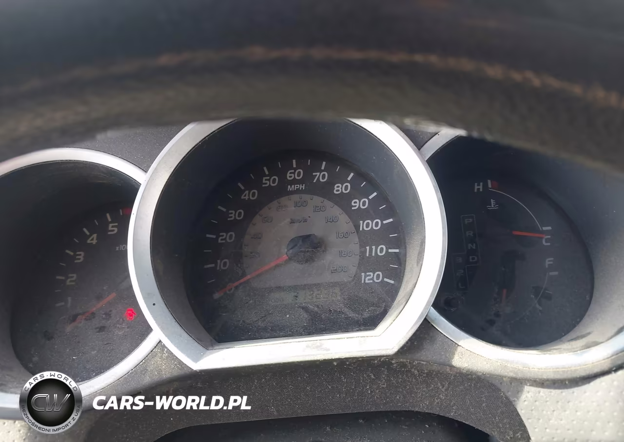 2010 Toyota Tacoma VIN:5TENX4CN4AZ738112 - 7