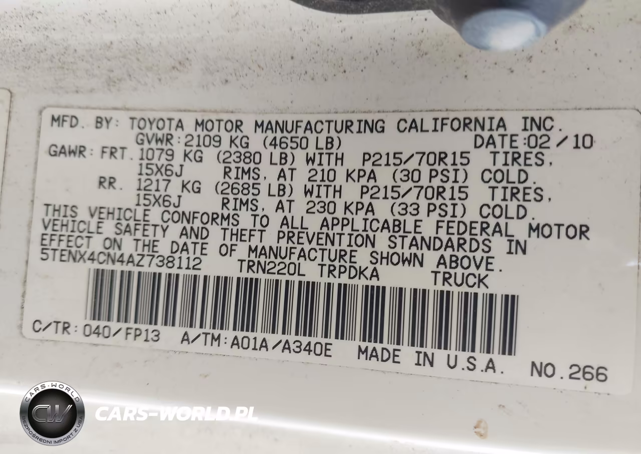 2010 Toyota Tacoma VIN:5TENX4CN4AZ738112 - 9