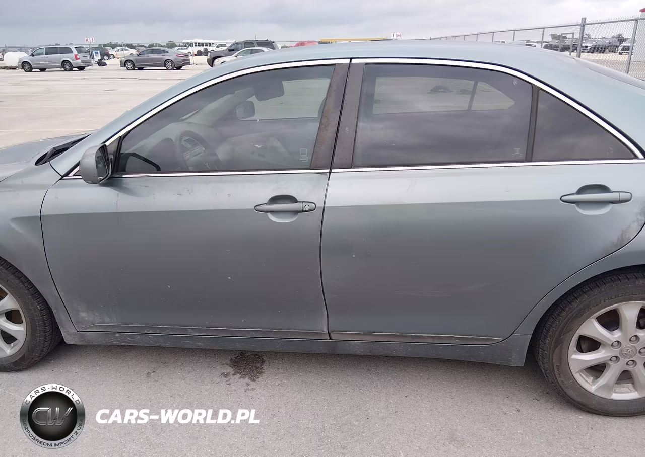 2011 Toyota Camry Le VIN:4T1BF3EK4BU742055 - 14