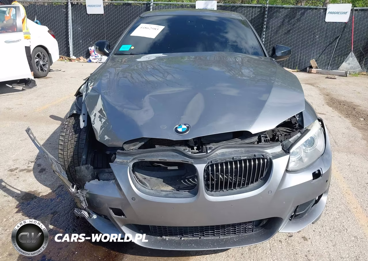 2011 BMW 335Is VIN:WBAKG1C54BE362899 - 12