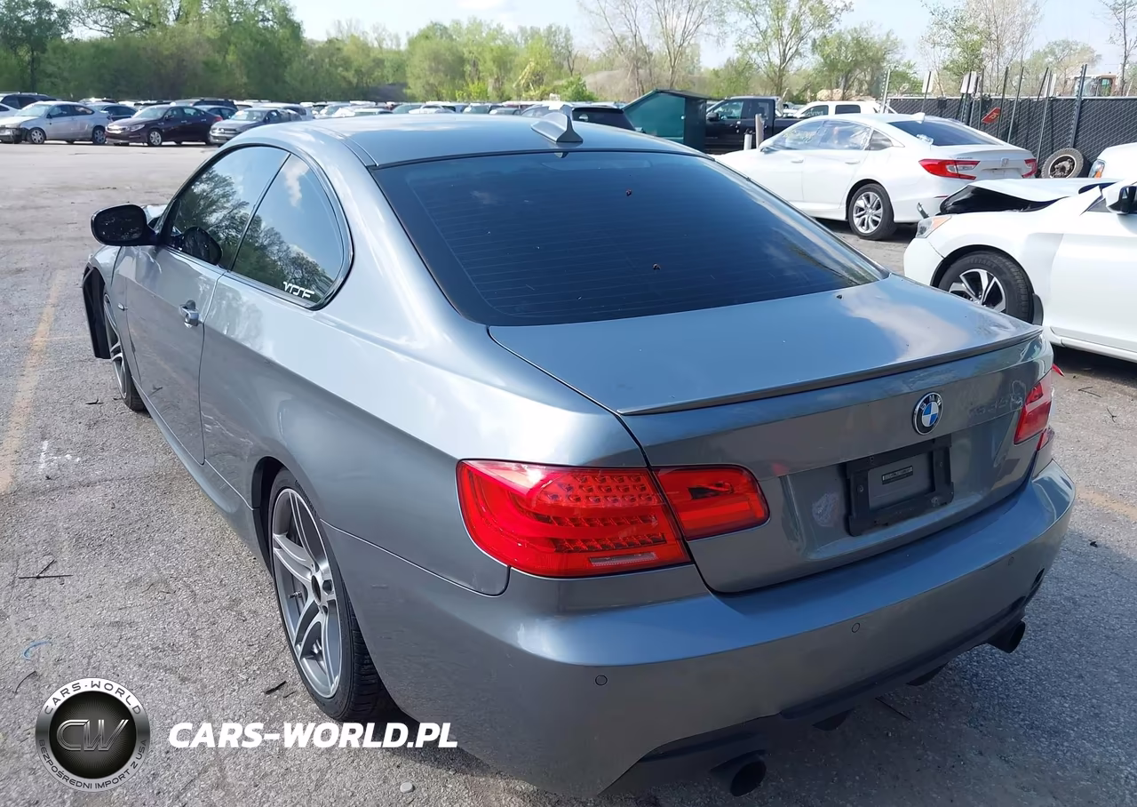 2011 BMW 335Is VIN:WBAKG1C54BE362899 - 3