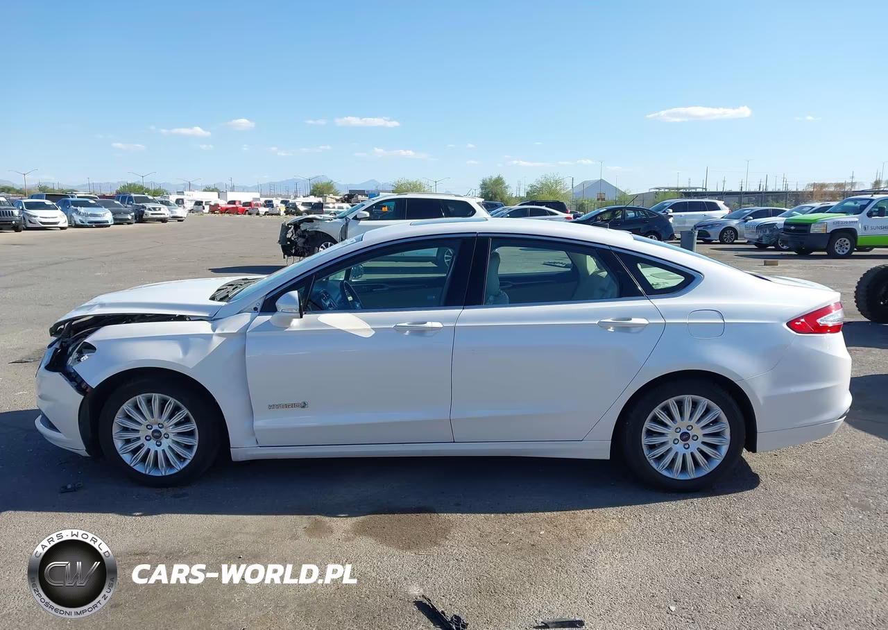 2013 Ford Fusion Hybrid Se VIN:3FA6P0LU9DR219488 - 14