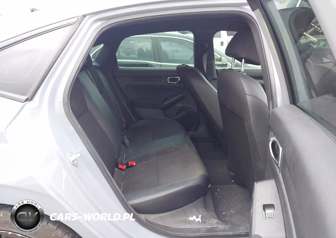 2024 Honda Civic Sport VIN:2HGFE2F53RH584110 - 8