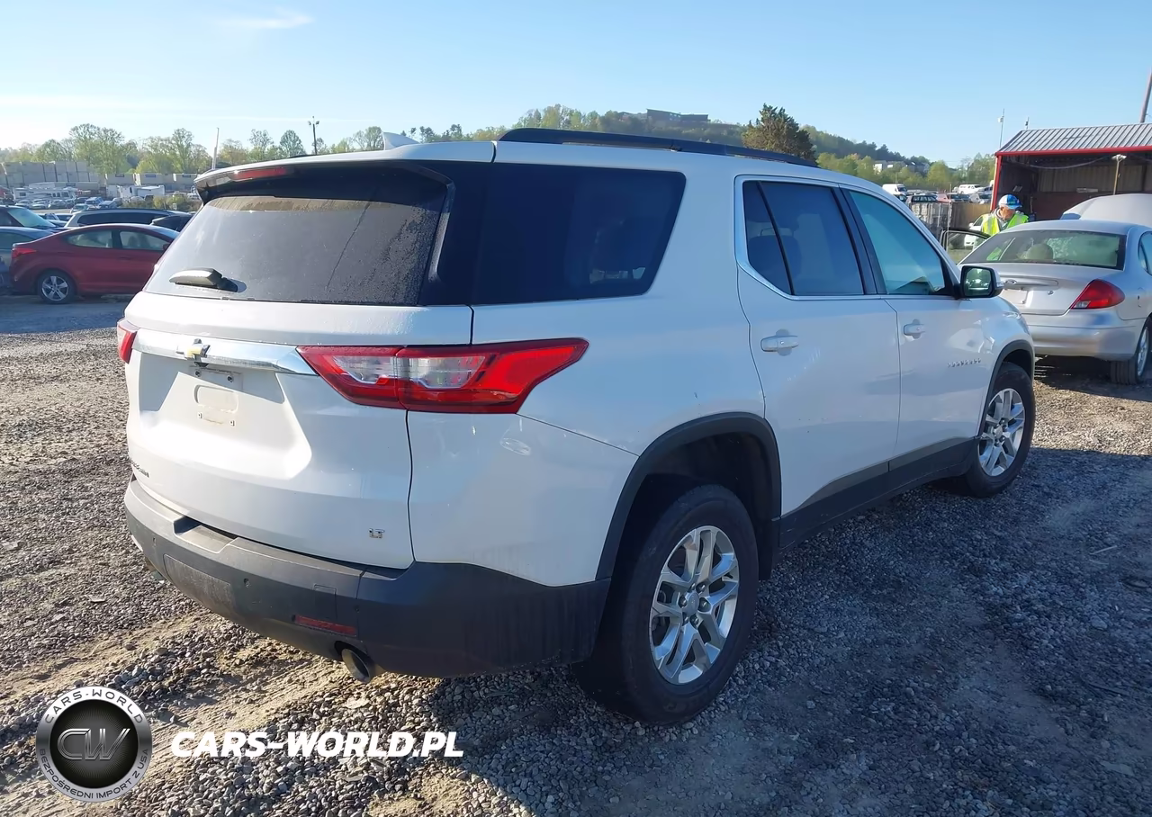 2021 Chevrolet Traverse Awd Lt Cloth VIN:1GNEVGKW0MJ169105 - 4
