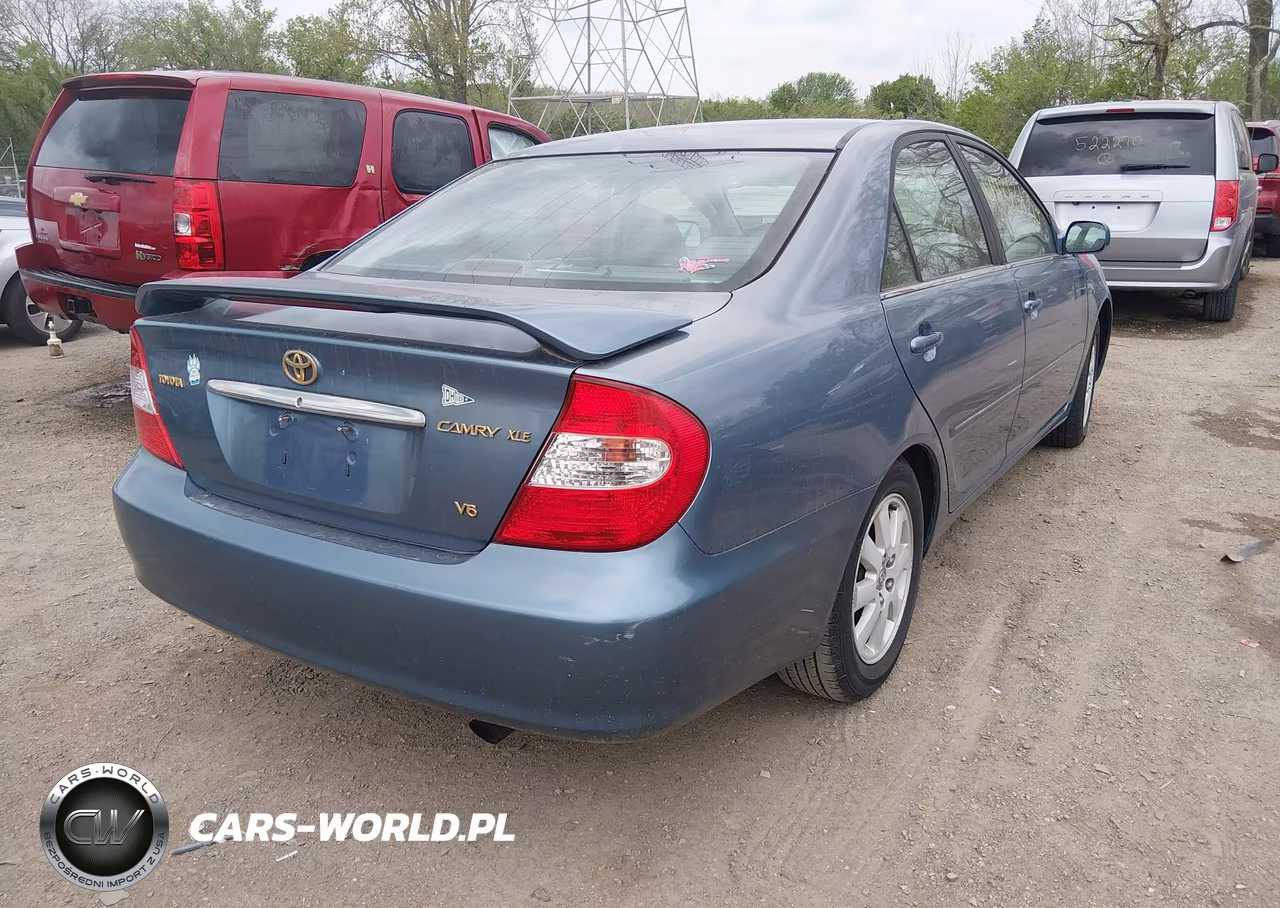 2002 Toyota Camry Xle V6 VIN:4T1BF30K72U516700 - 4