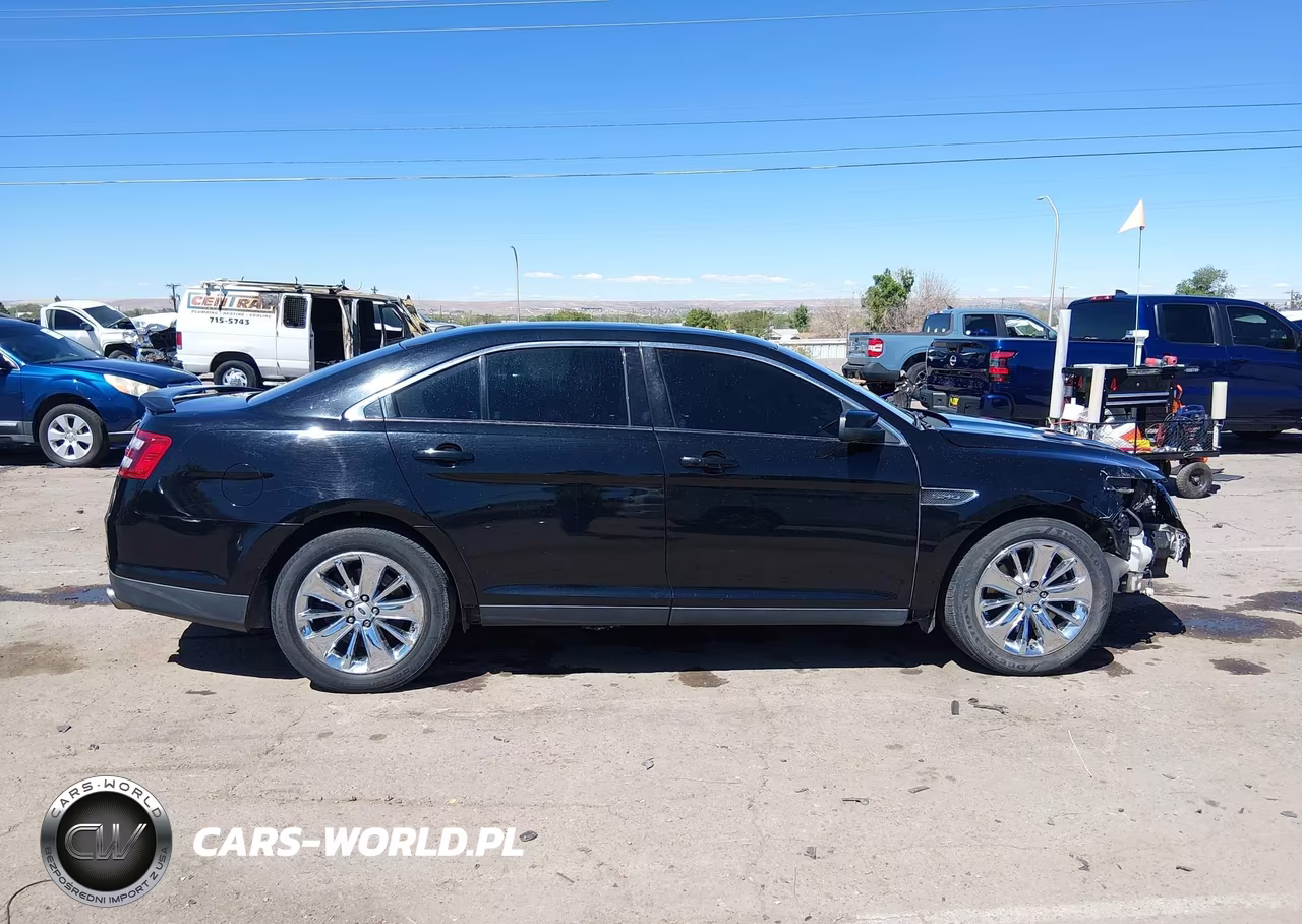 2017 Ford Taurus Sho VIN:1FAHP2KTXHG122634 - 13