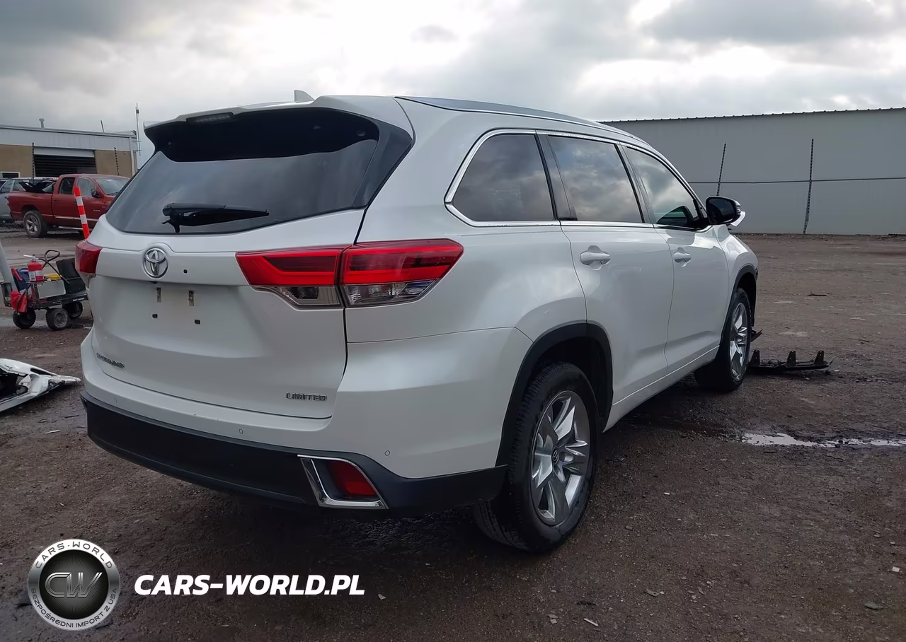 2018 Toyota Highlander Limited VIN:5TDYZRFH3JS287259 - 4