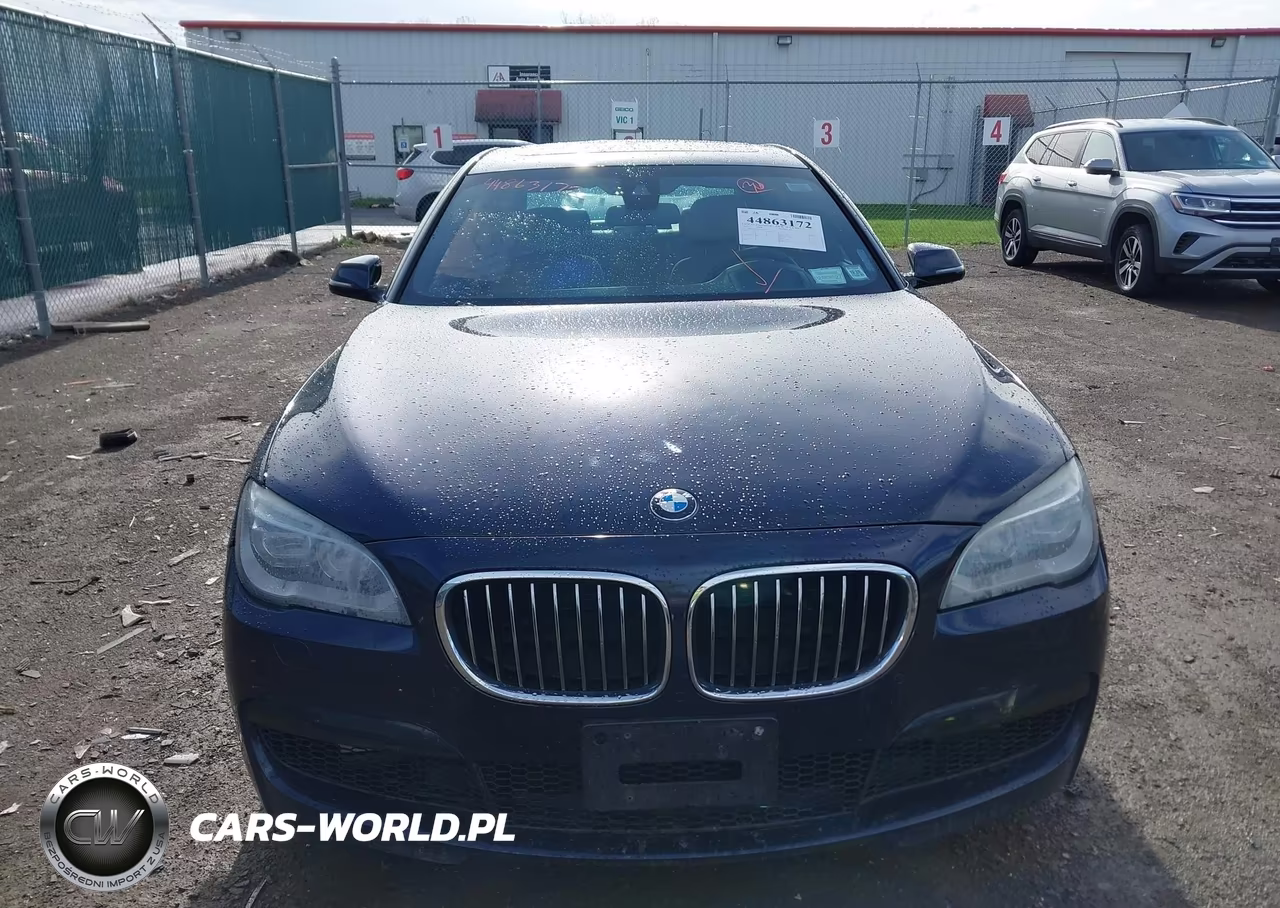 2014 BMW Alpina B7 VIN:WBAYE8C56ED135359 - 11