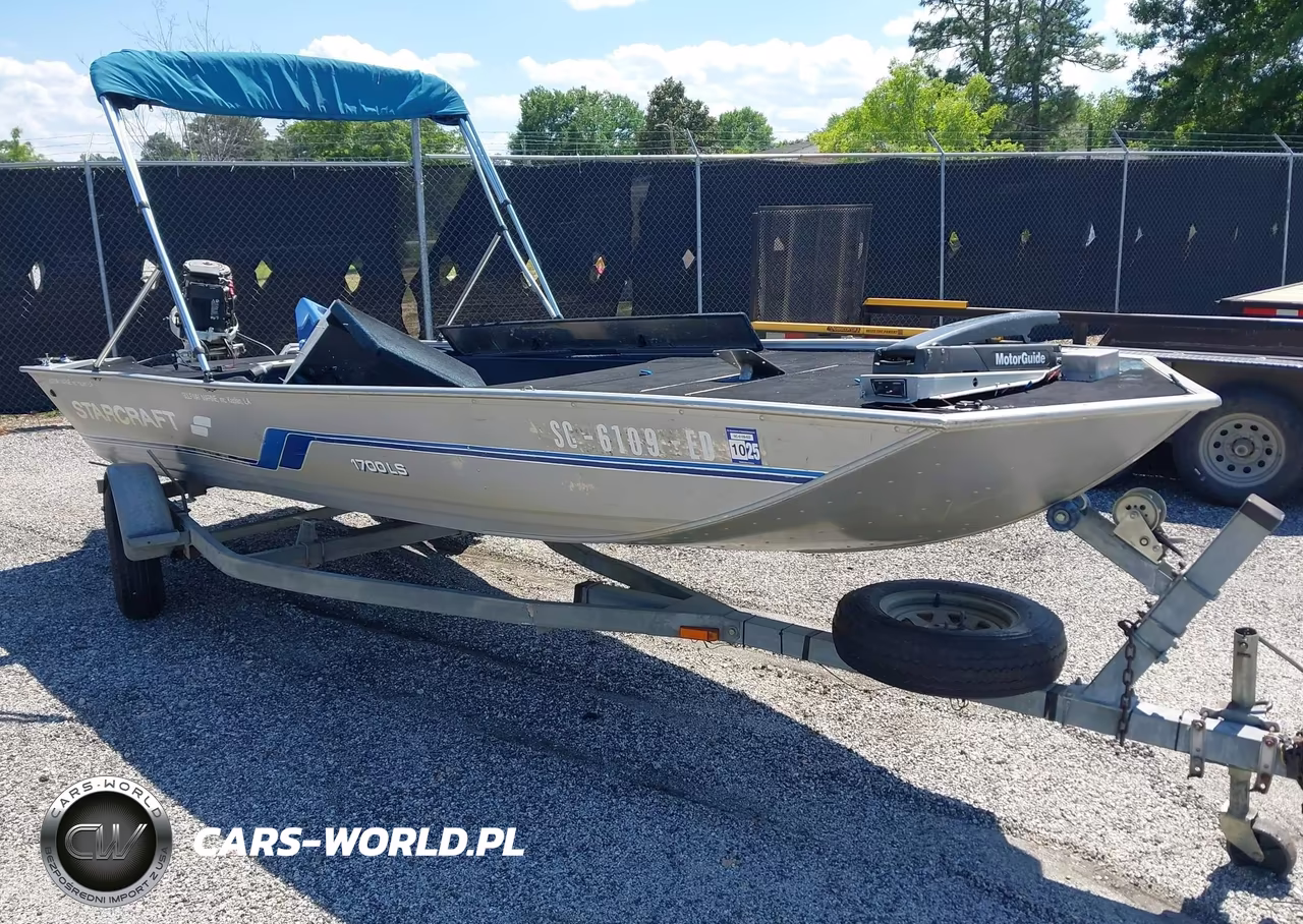 1996 Fisher Boat