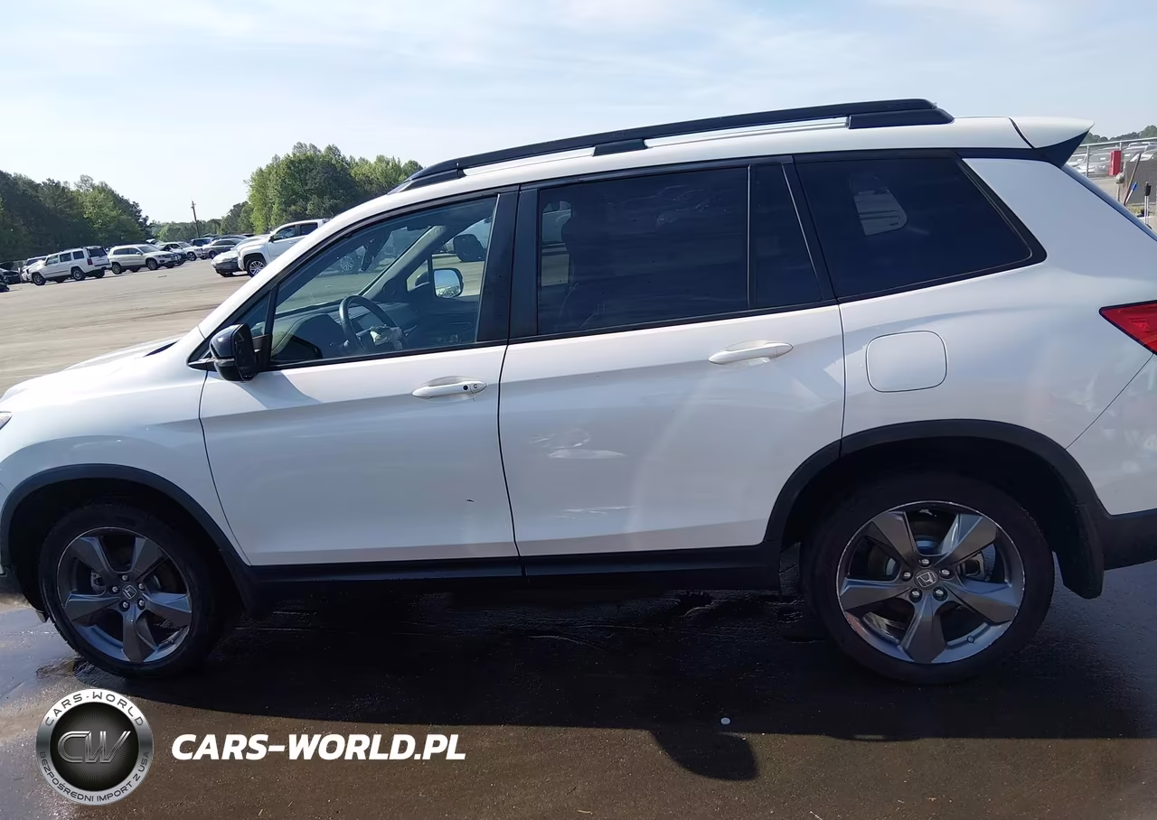 2019 Honda Passport Touring VIN:5FNYF8H92KB012853 - 14