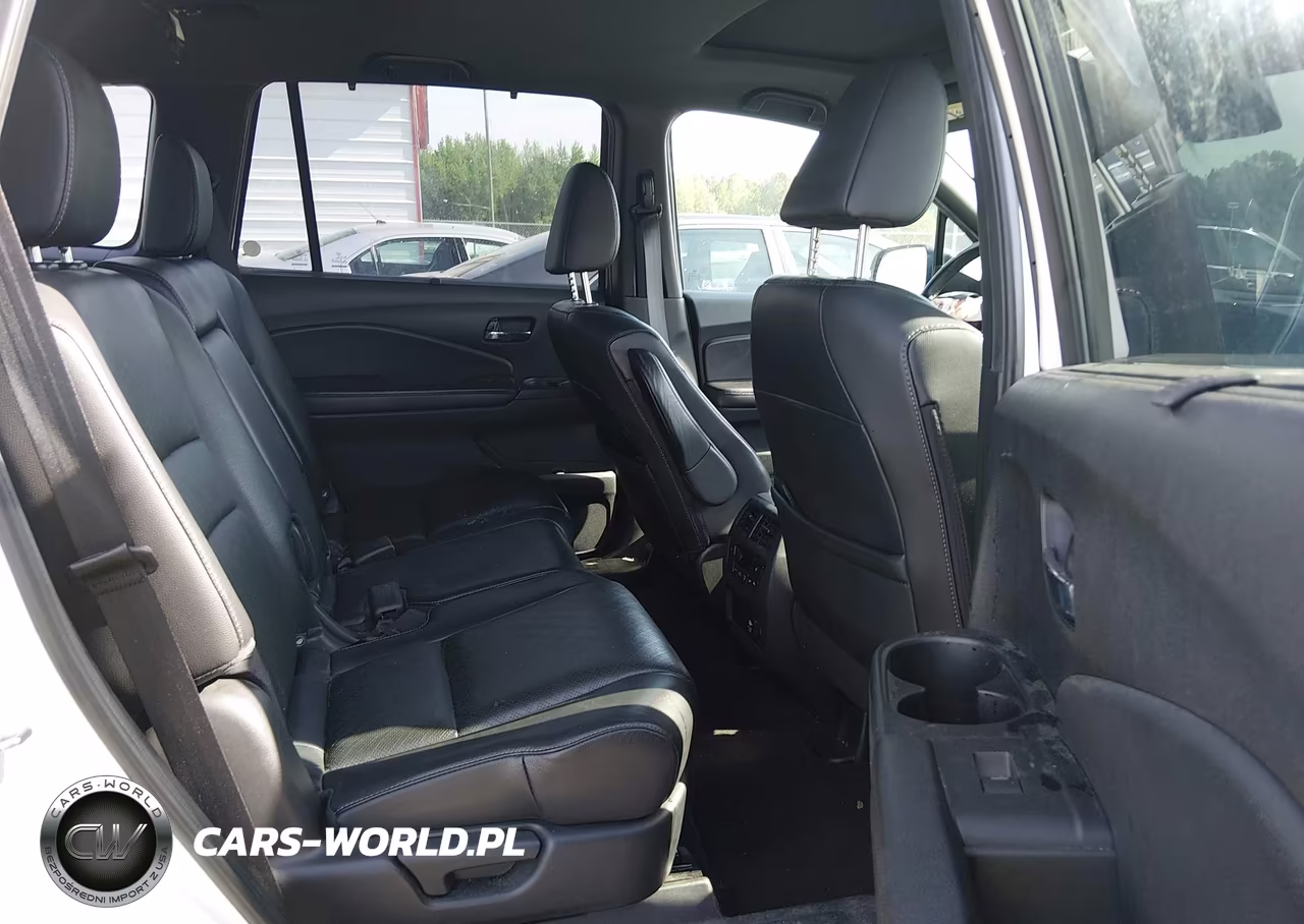 2019 Honda Passport Touring VIN:5FNYF8H92KB012853 - 8