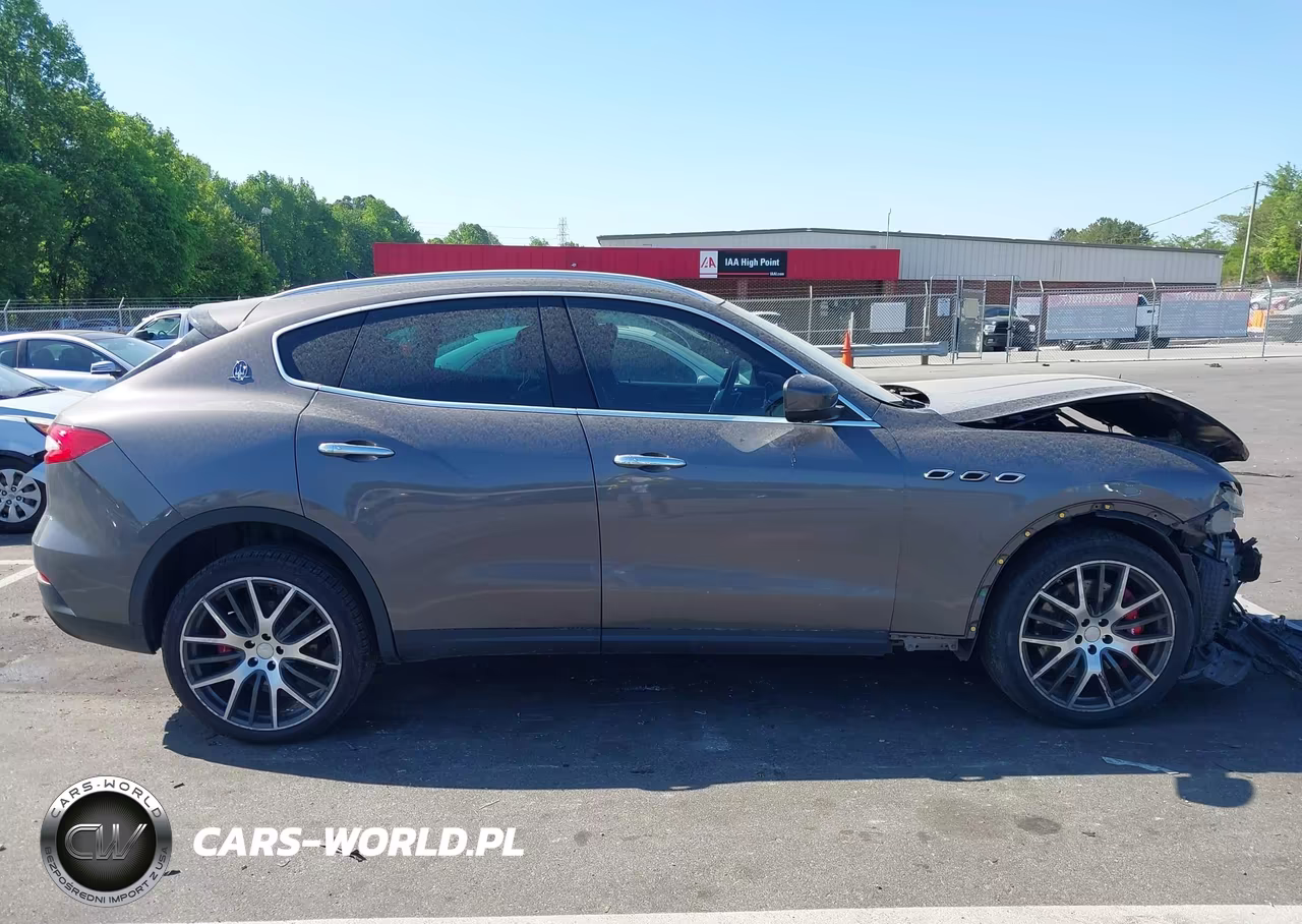 2017 Maserati Levante S VIN:ZN661YUA6HX243788 - 13