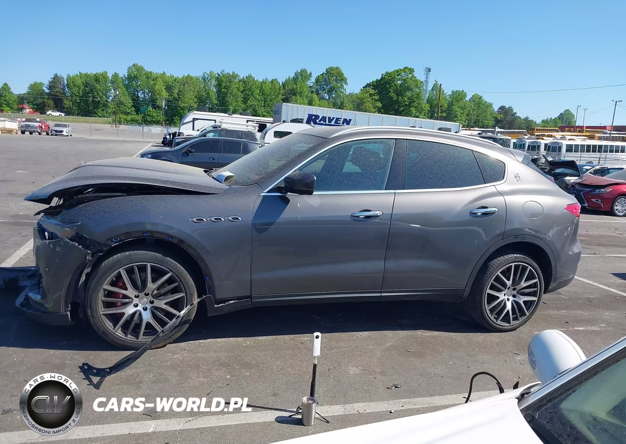 2017 Maserati Levante S VIN:ZN661YUA6HX243788 - 14