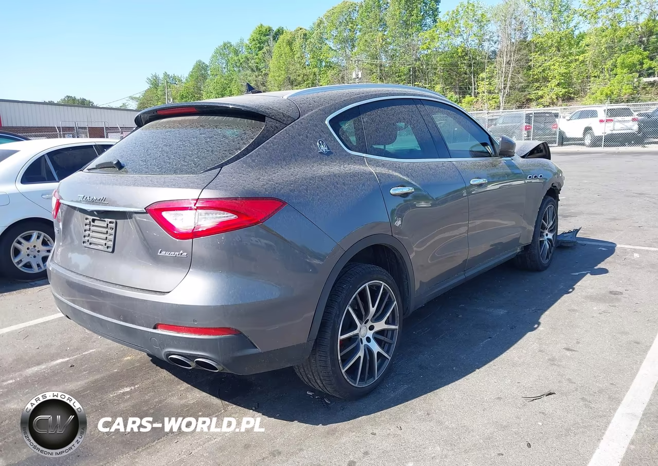 2017 Maserati Levante S VIN:ZN661YUA6HX243788 - 4