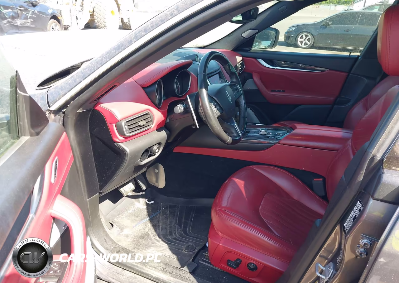 2017 Maserati Levante S VIN:ZN661YUA6HX243788 - 5