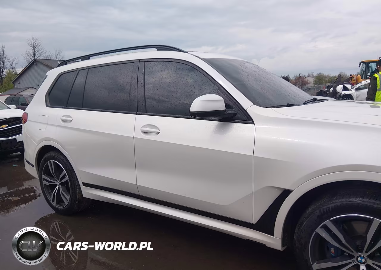 2022 BMW X7 M50I VIN:5UXCX6C05N9J21812 - 13