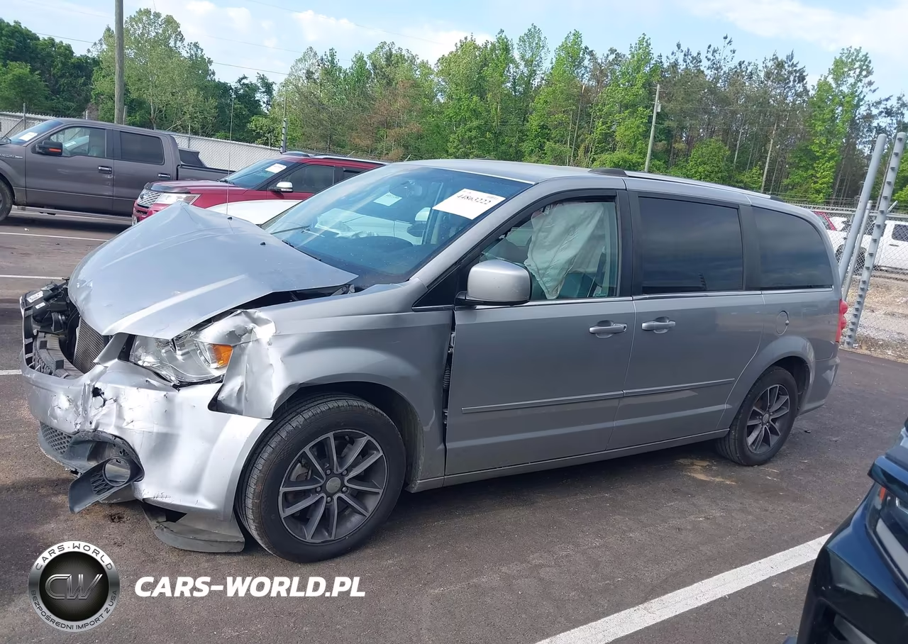 2017 Dodge Grand Caravan Sxt VIN:2C4RDGCGXHR685879 - 14
