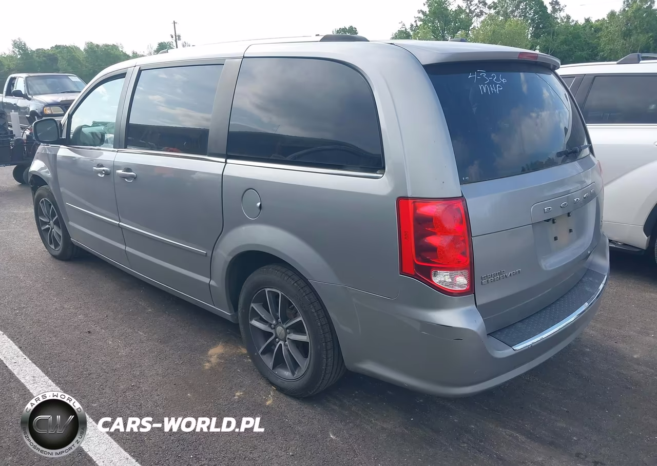 2017 Dodge Grand Caravan Sxt VIN:2C4RDGCGXHR685879 - 3