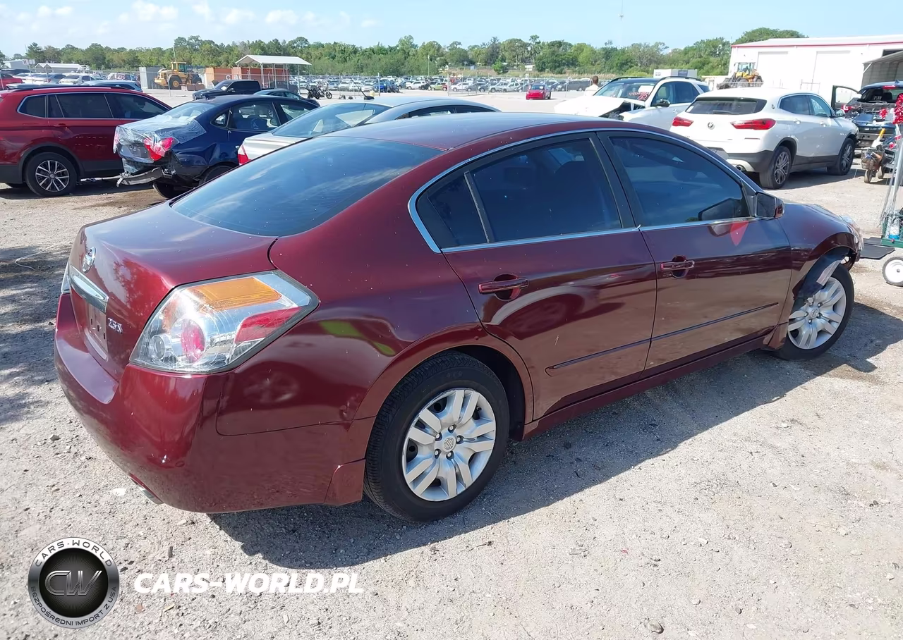 2010 Nissan Altima 2.5 S VIN:1N4AL2AP9AN466135 - 4