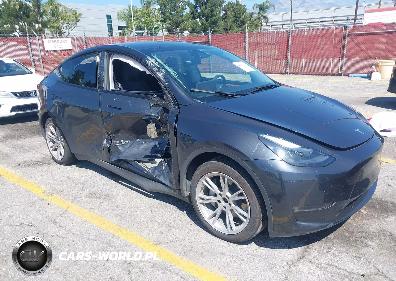 2024 Tesla Model Y Long Range Dual Motor All-Wheel Drive