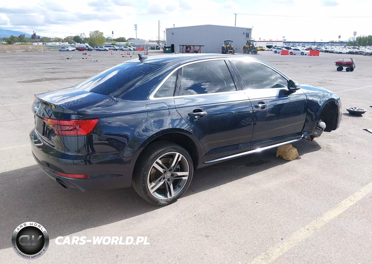 2017 Audi A4 2.0T Premium VIN:WAUENAF41HN018705 - 4