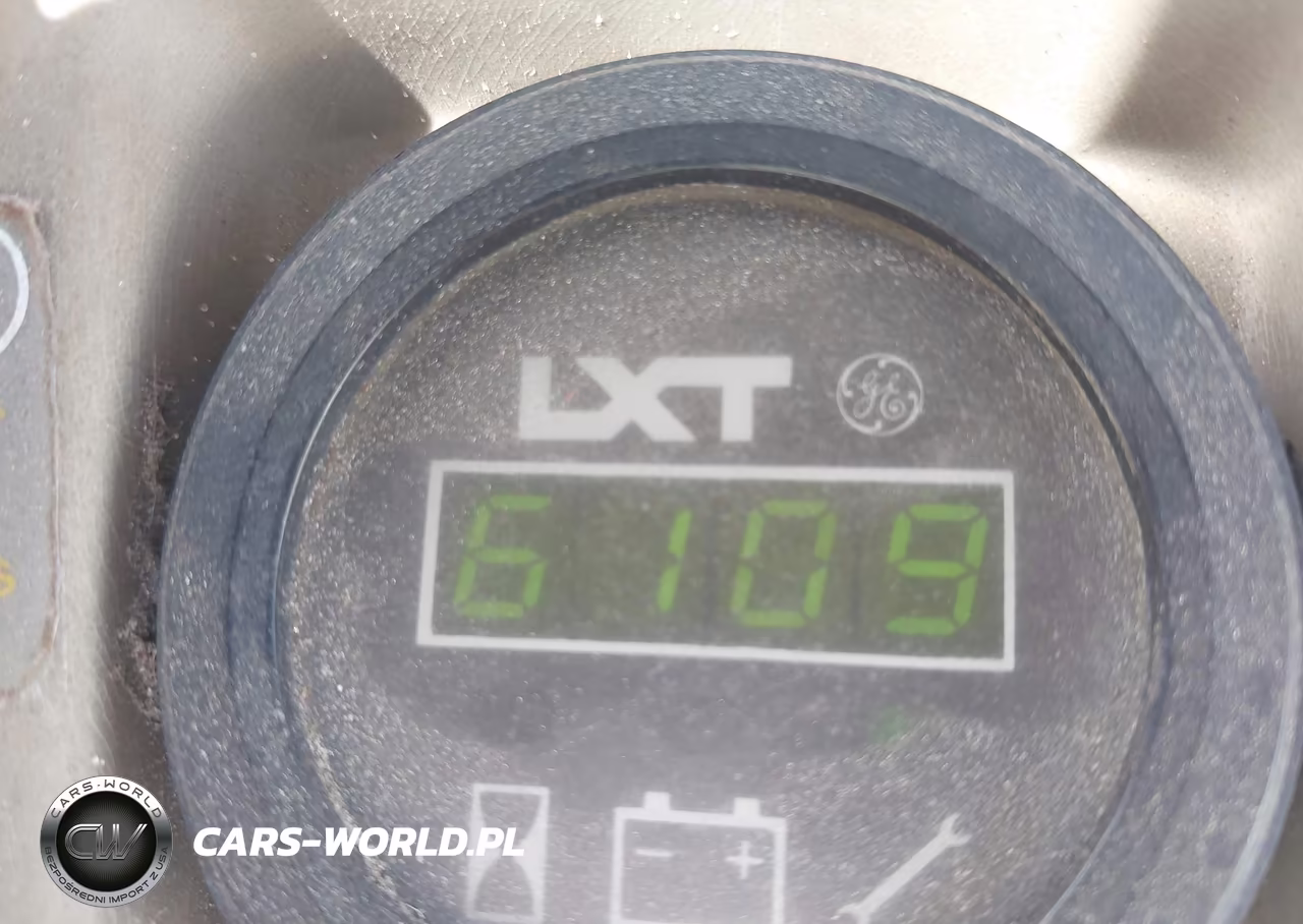 2001 Global Electric Motors 825 VIN:5ASAG27461F012135 - 16