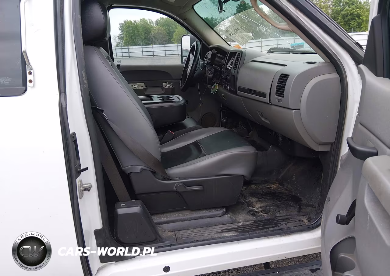 2010 Chevrolet Silverado 2500Hd Work Truck VIN:1GC5KVBG6AZ219145 - 5