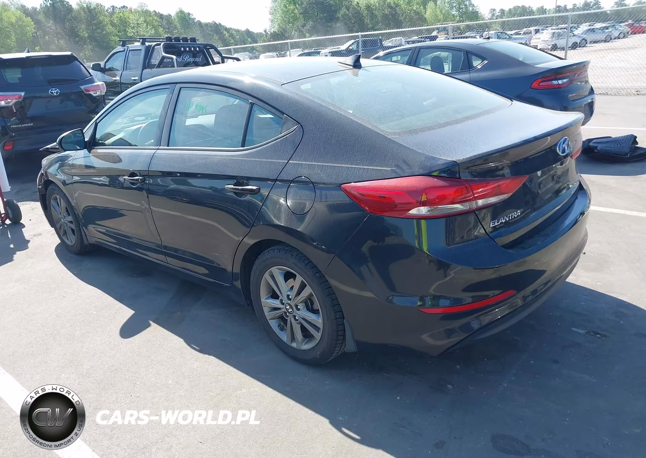 2018 Hyundai Elantra Sel VIN:5NPD84LF1JH263152 - 3