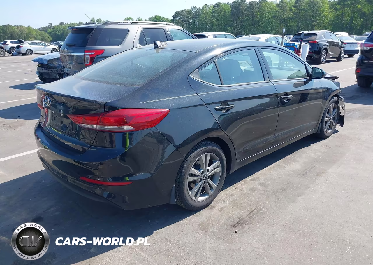 2018 Hyundai Elantra Sel VIN:5NPD84LF1JH263152 - 4