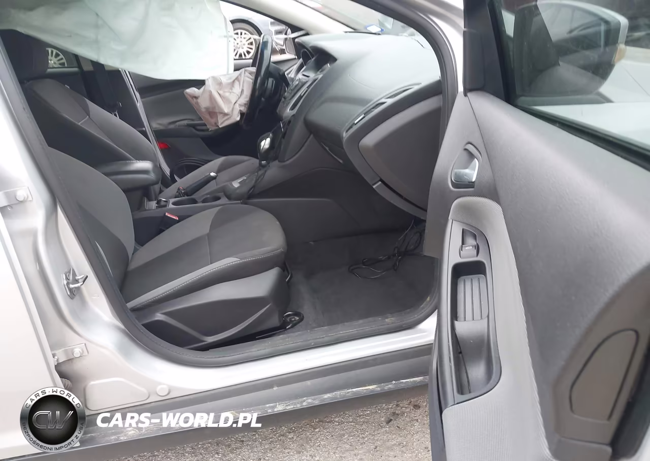 2013 Ford Focus Se VIN:1FADP3F24DL289773 - 5