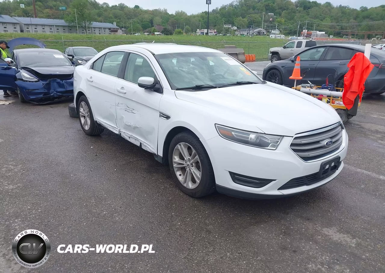 2015 Ford Taurus Sel