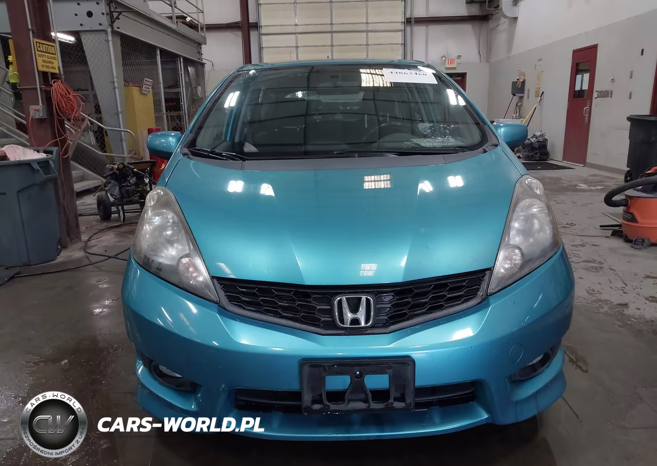 2012 Honda Fit Sport VIN:JHMGE8H58CC008654 - 12