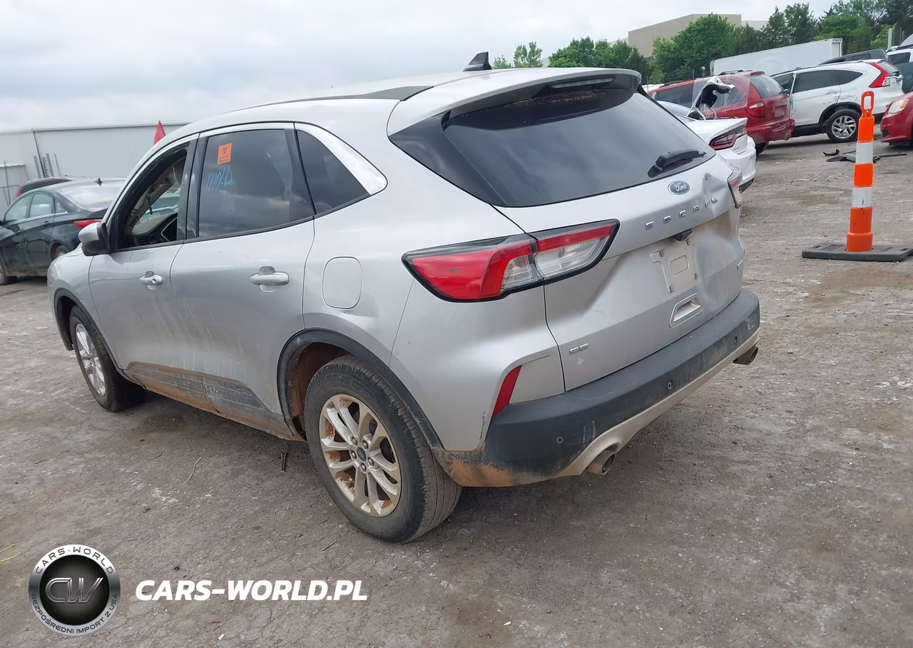 2020 Ford Escape Se VIN:1FMCU0G67LUA81566 - 3