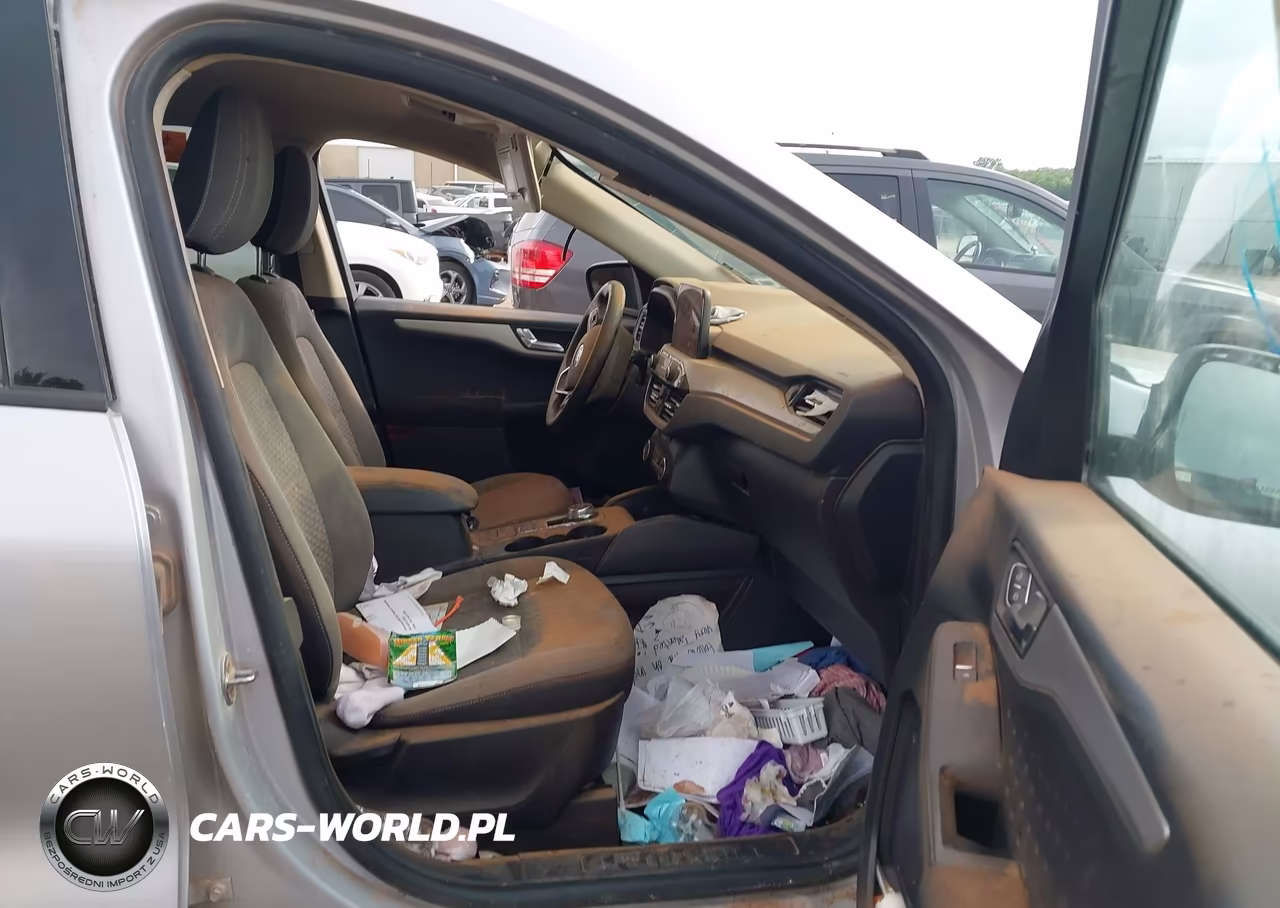 2020 Ford Escape Se VIN:1FMCU0G67LUA81566 - 5