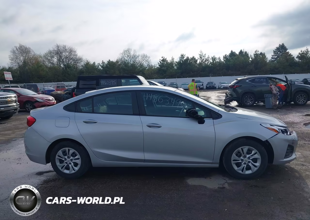 2019 Chevrolet Cruze Diesel VIN:1G1BJ5SMXK7102251 - 13