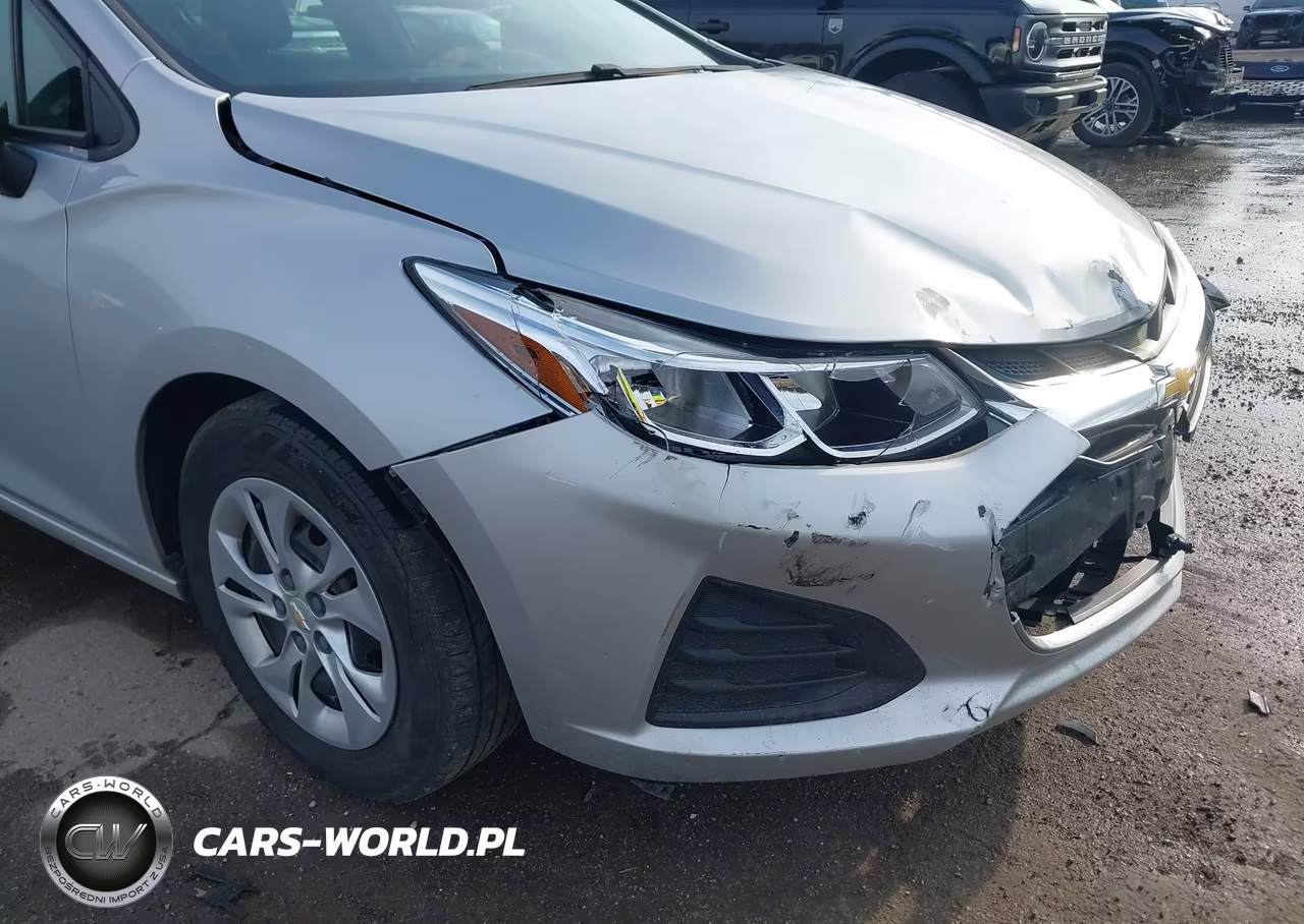 2019 Chevrolet Cruze Diesel VIN:1G1BJ5SMXK7102251 - 17