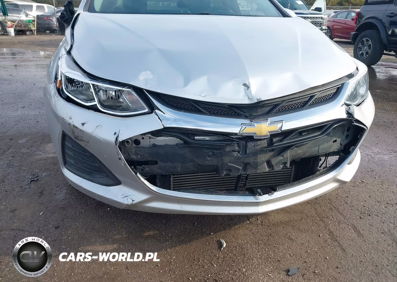 2019 Chevrolet Cruze Diesel VIN:1G1BJ5SMXK7102251 - 6