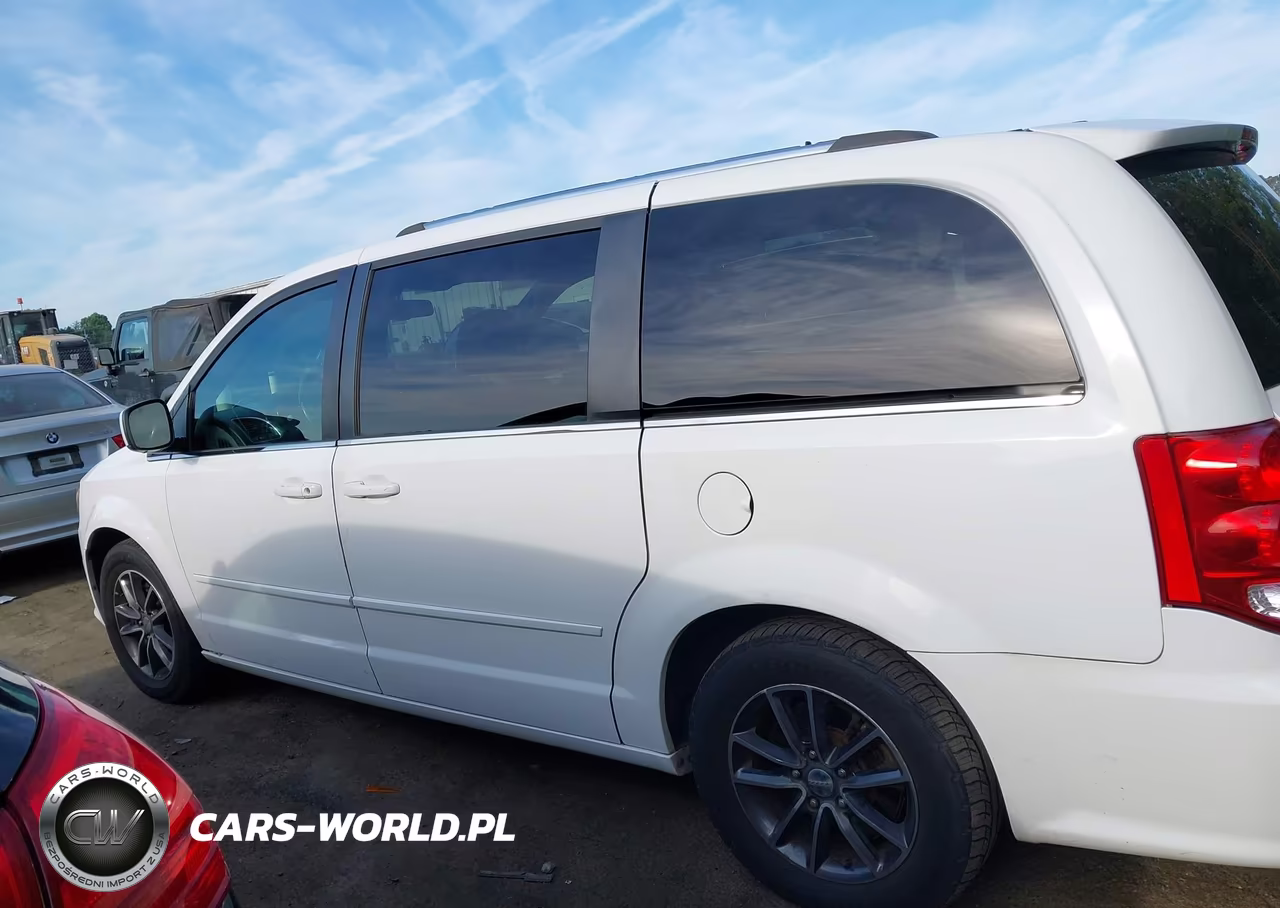 2017 Dodge Grand Caravan Sxt VIN:2C4RDGCG4HR864645 - 14