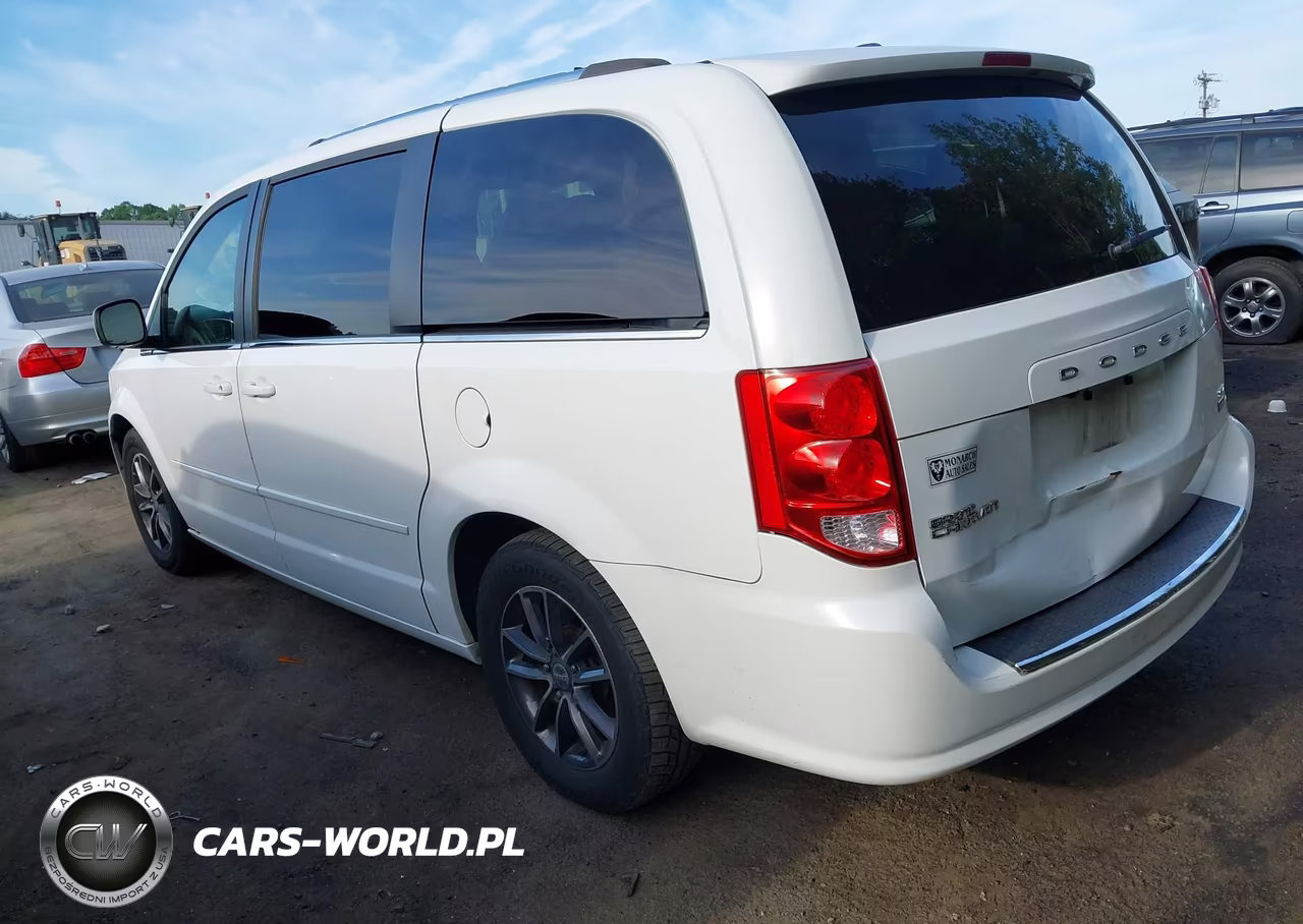 2017 Dodge Grand Caravan Sxt VIN:2C4RDGCG4HR864645 - 3