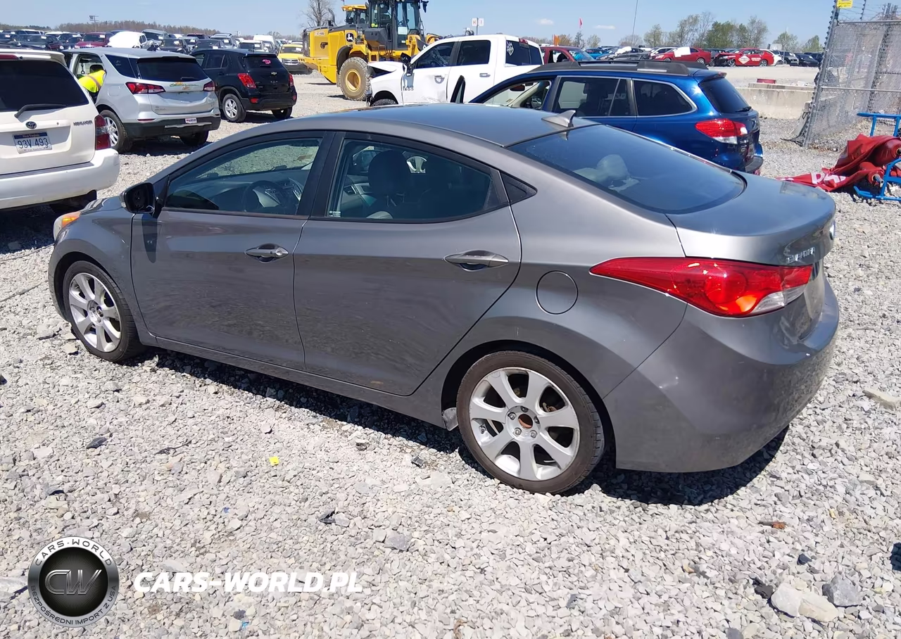 2013 Hyundai Elantra Limited VIN:5NPDH4AE4DH371568 - 3