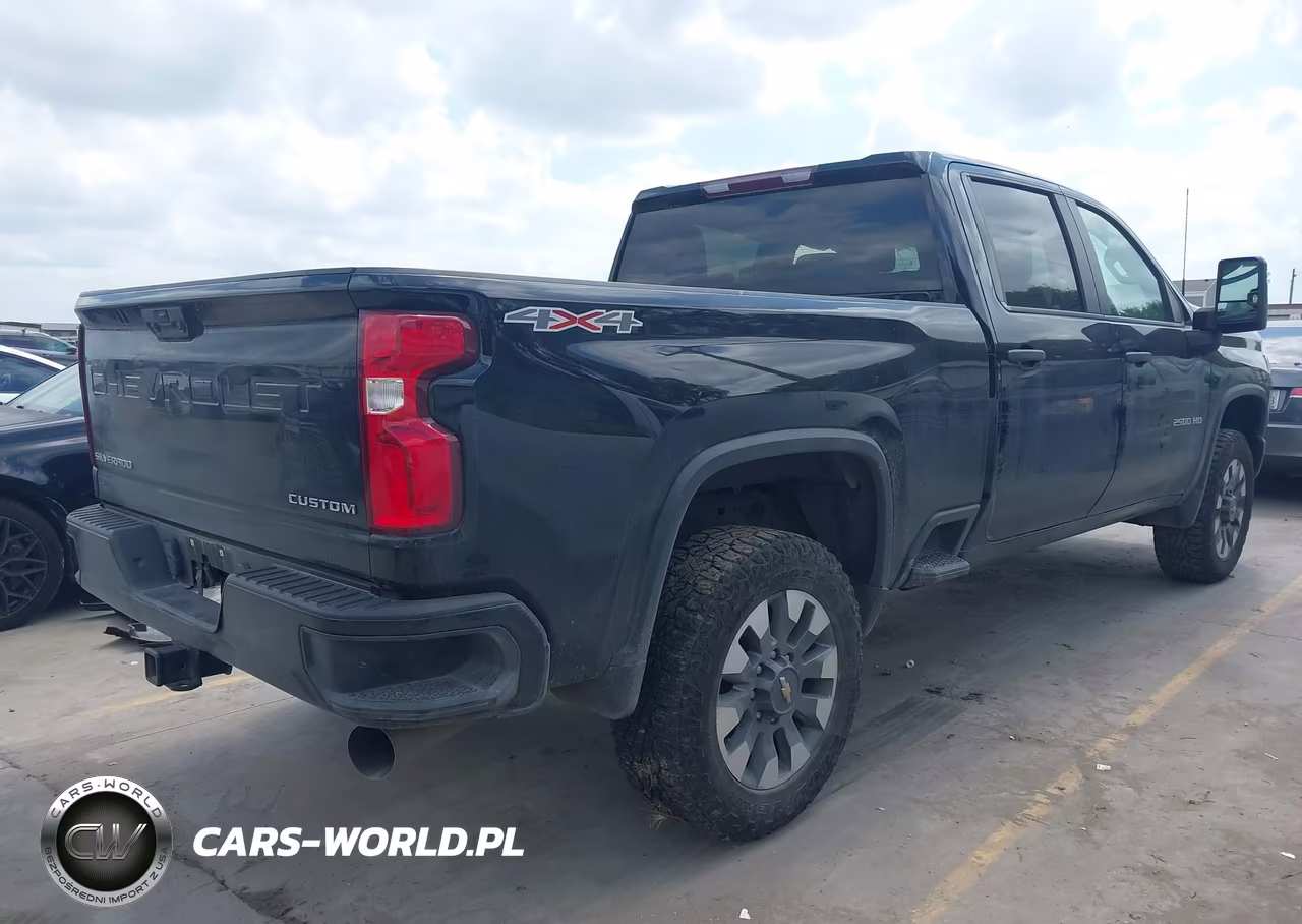 2021 Chevrolet Silverado 2500Hd 4Wd Standard Bed Custom VIN:1GC4YMEY2MF291684 - 3