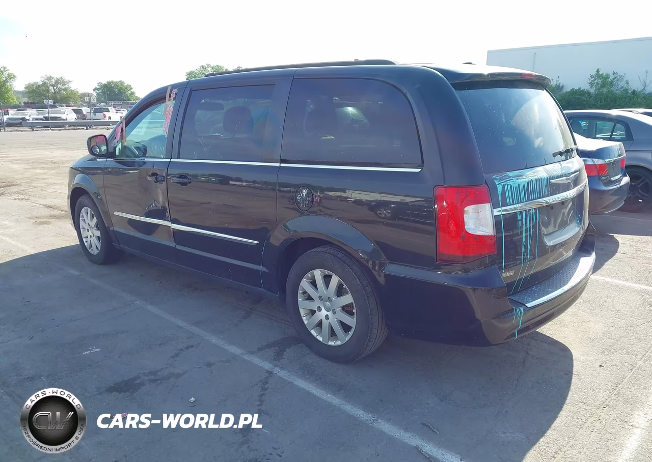 2016 Chrysler Town & Country Touring VIN:2C4RC1BG0GR148602 - 3