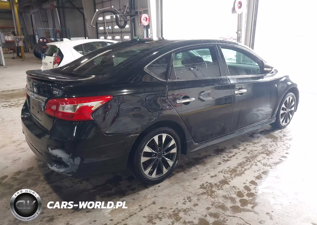 2018 Nissan Sentra Sr VIN:3N1AB7AP3JY205406 - 4