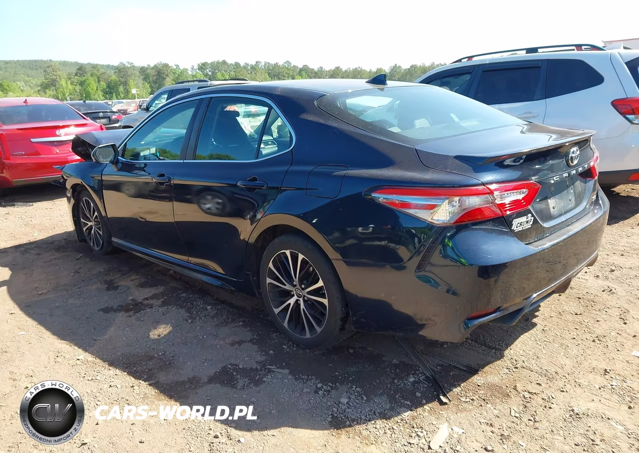 2019 Toyota Camry Se VIN:4T1B11HK0KU724134 - 3